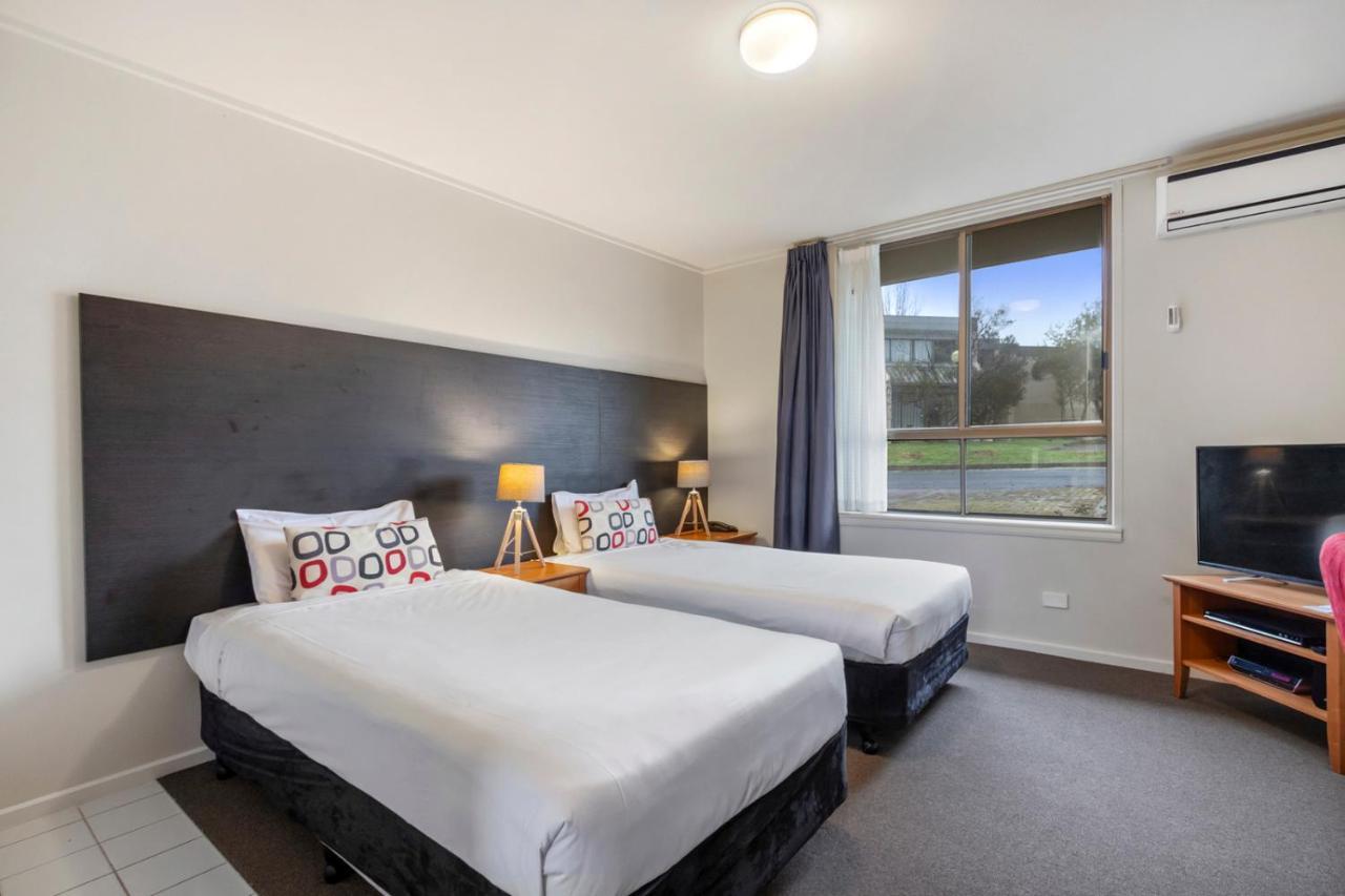 Wantirna Knox International Hotel And Apartments מראה חיצוני תמונה