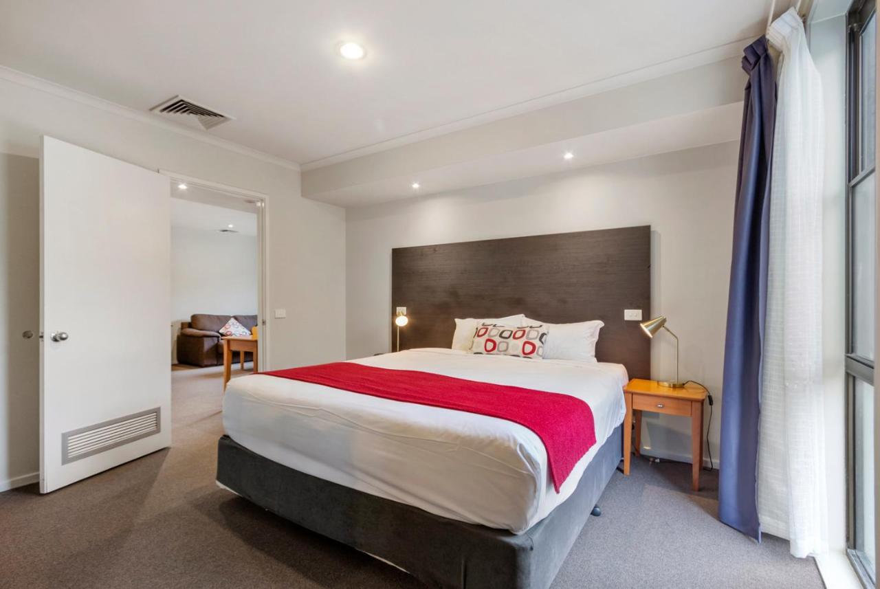 Wantirna Knox International Hotel And Apartments מראה חיצוני תמונה